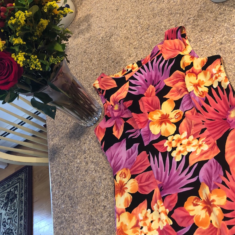 AGB Vibrant Floral Dress Women’s Size 8 With Some Stretch